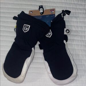 Hestra Alpine Pro Mittens in Black and White